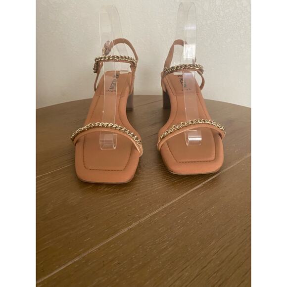 Anne Klein 9 Jelina heeled chain sandal - Picture 5 of 9